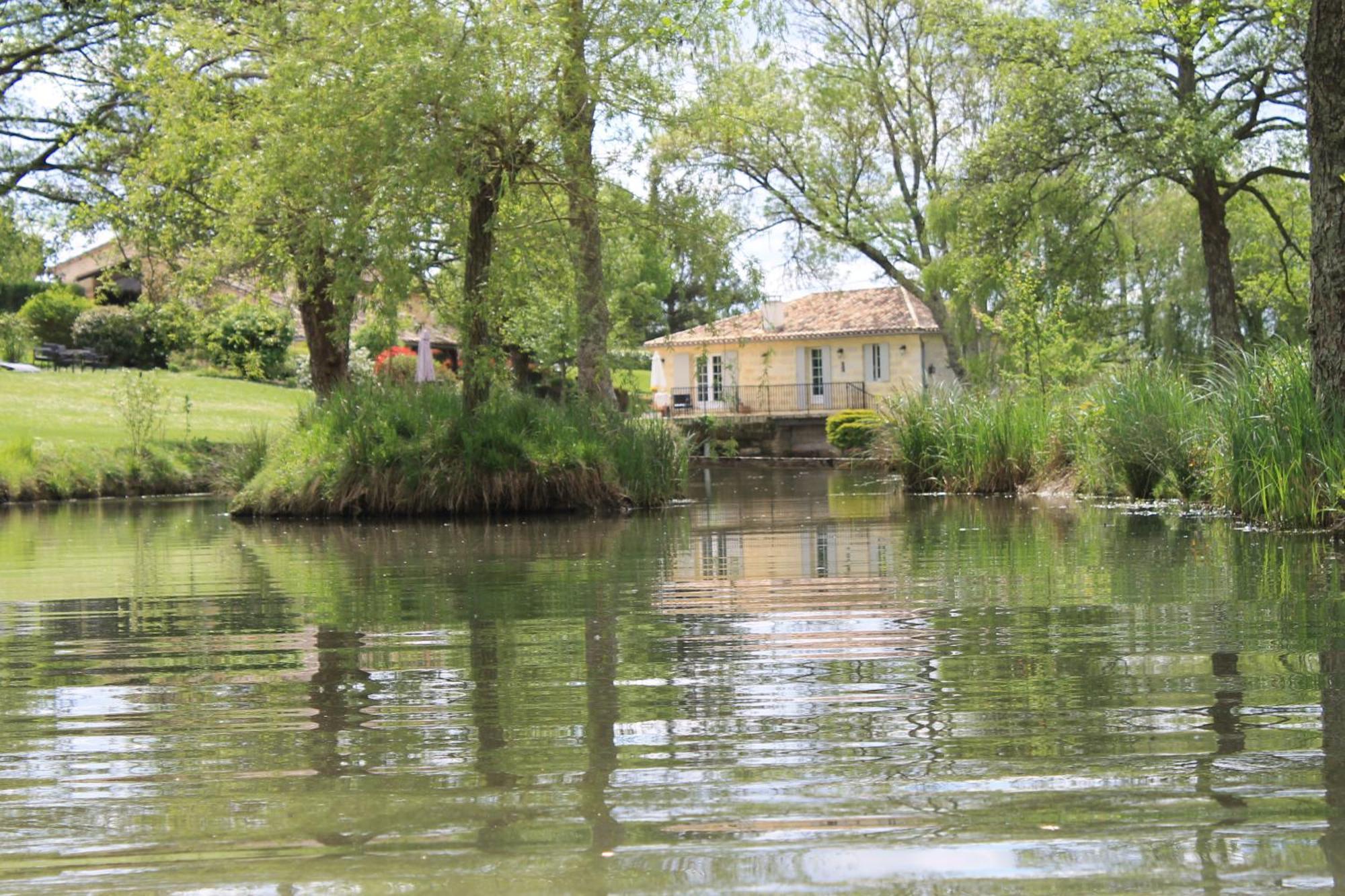 Moulin Notre Dame Hotel Saint-Genes-de-Castillon Bagian luar foto