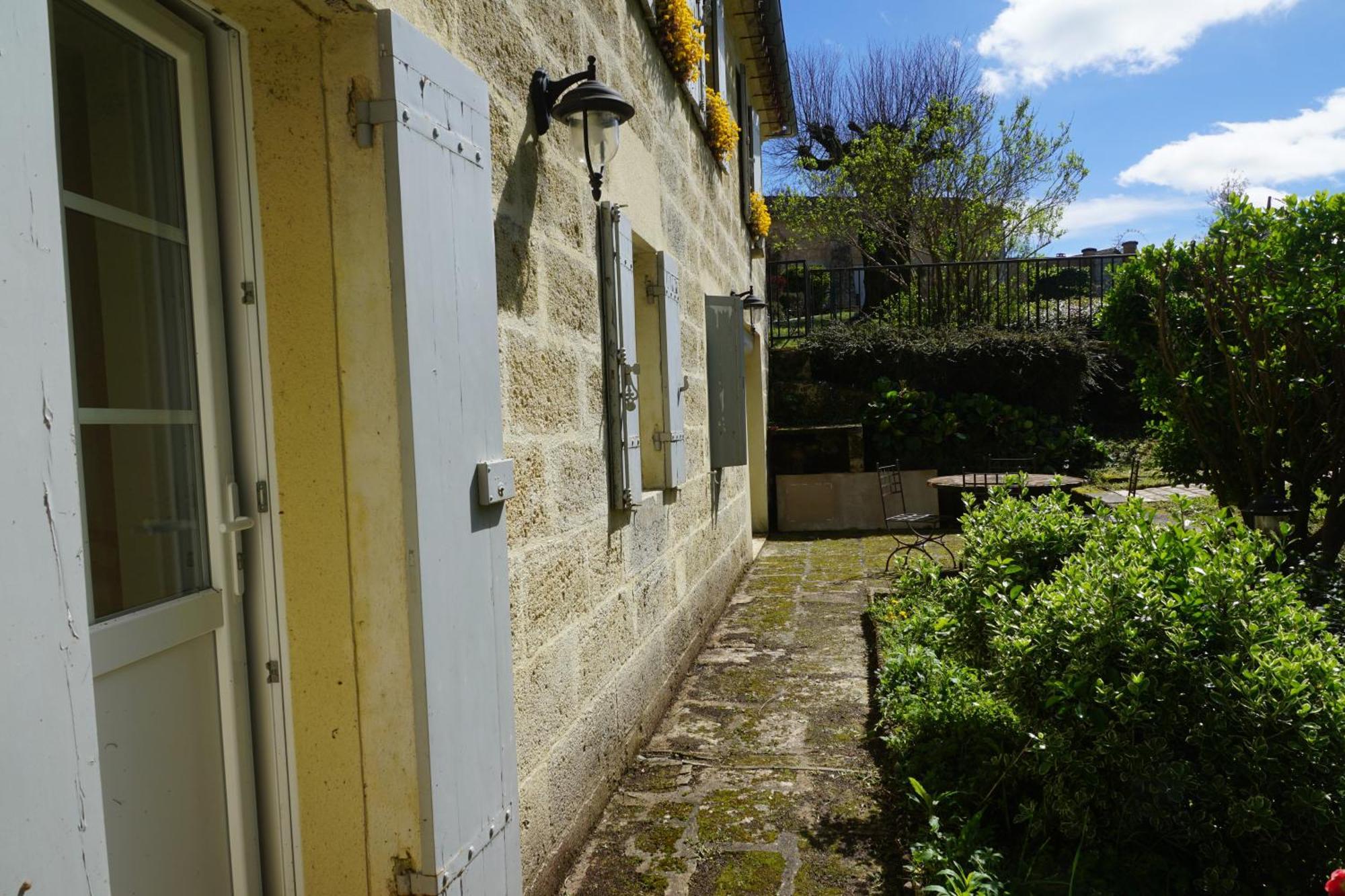 Moulin Notre Dame Hotel Saint-Genes-de-Castillon Bagian luar foto